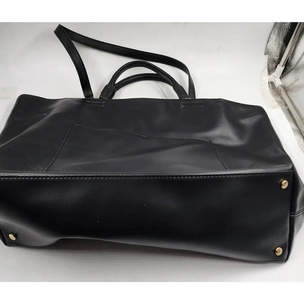 On 34th Leightonne Tote Bag Women's One Size Black Snap Closure